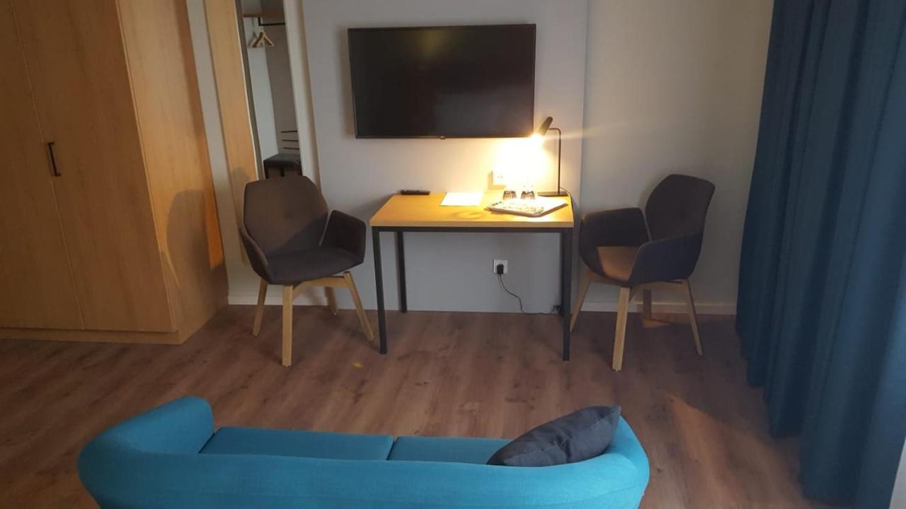 Aparthotel Amh-Wohnen Auf Zeit Grossdorf  Exterior foto